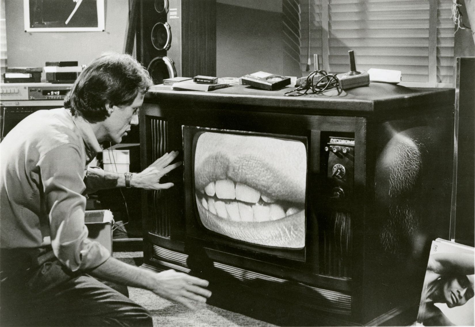 David Cronenberg, Videodrome, 1983, feature film, 87 min. Photo: Rick Porter, Laurem Productions. Collections of the Cinémathèque québécoise