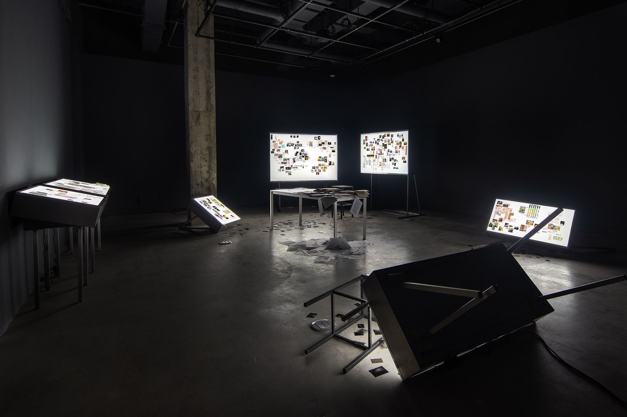 Vue de l’exposition Miles Rufelds. Palais des glaces, VOX, 2026. Crédit : Miles Rufelds.