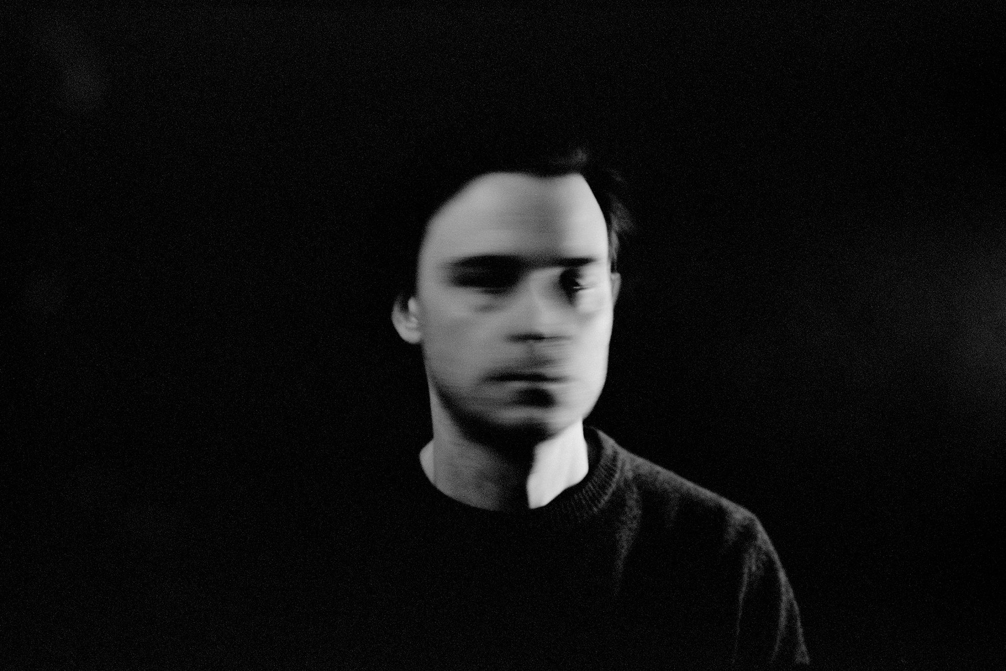 Carl Trahan, Guillaume – avec bougé, 2026, inkjet print on Canson paper. Courtesy of the artist.