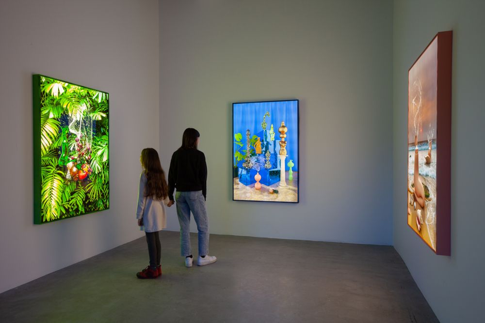 Vue de l’exposition _Juan Ortiz-Apuy. Tropicana_, VOX, 2021. Crédit : Michel Brunelle
