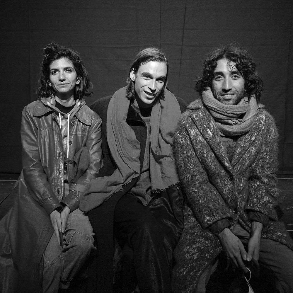 Portrait de Parastoo Anoushahpour, Ryan Ferko et Faraz Anoushahpour. Crédit : Leo Hugendubel.