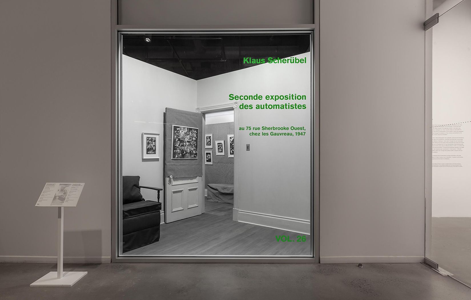 Reconstitution de la seconde exposition automatiste par Klaus Scherübel