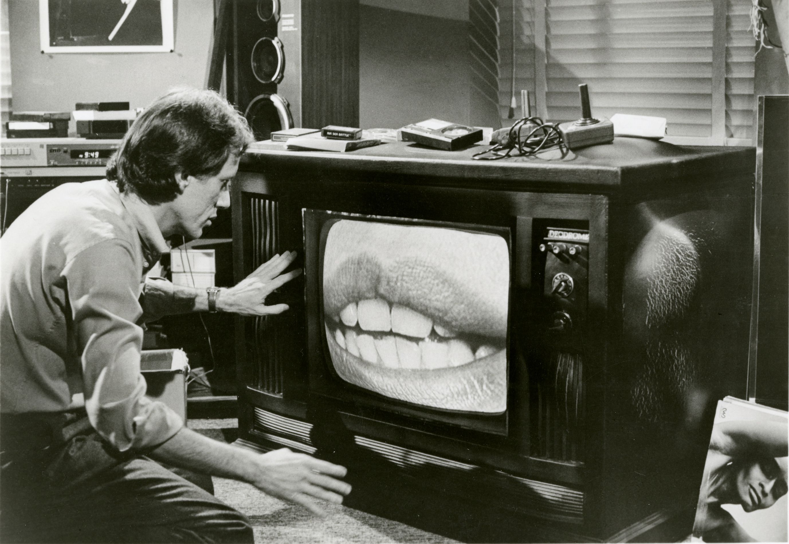 David Cronenberg, Videodrome, 1983, feature film, 87 min. Photo: Rick Porter, Laurem Productions. Collections of the Cinémathèque québécoise