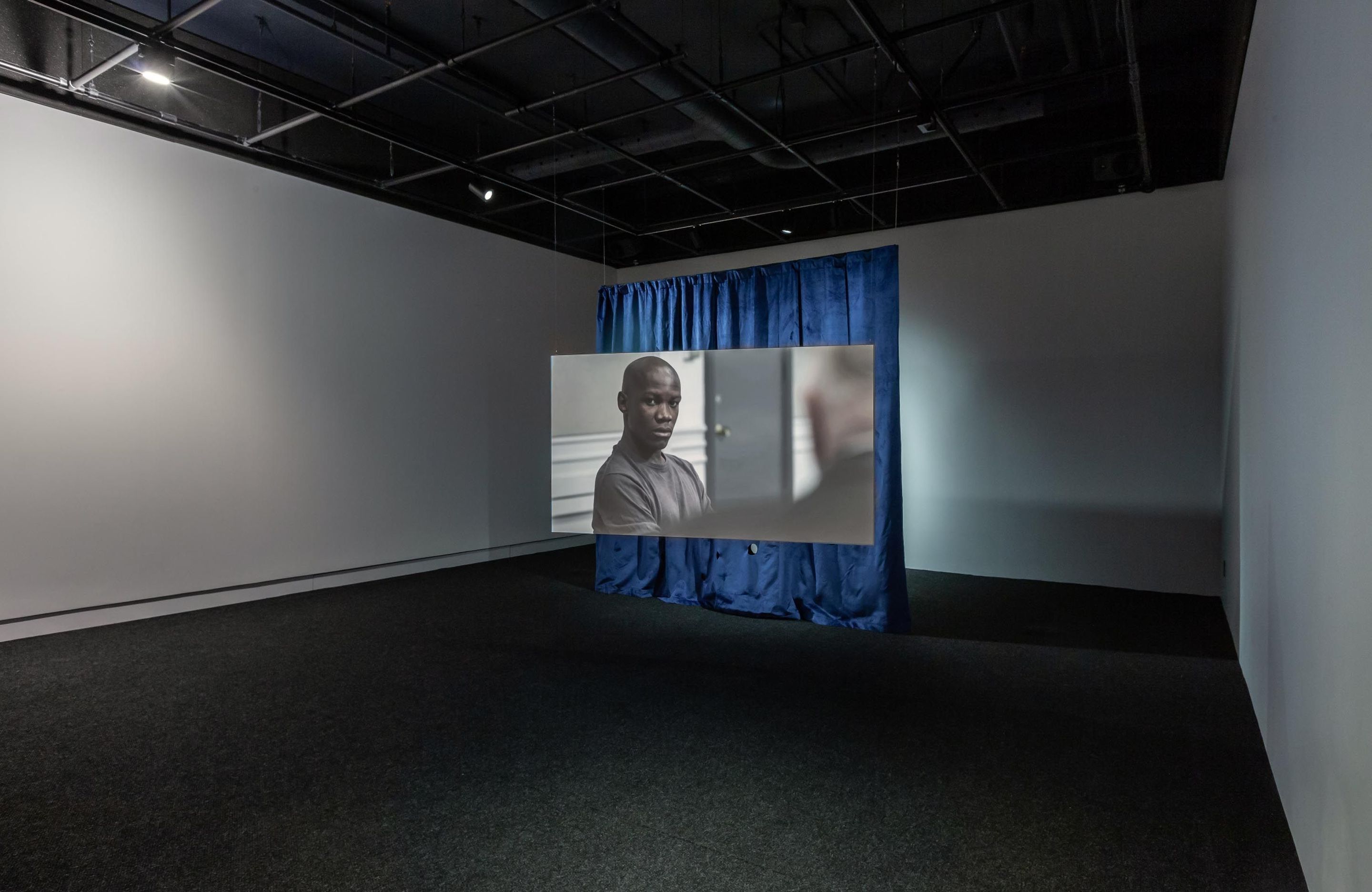 Vue de l'exposition _Jean-Paul Kelly. A sensation best described by another_, VOX, 2019. Photo : Michel Brunelle.